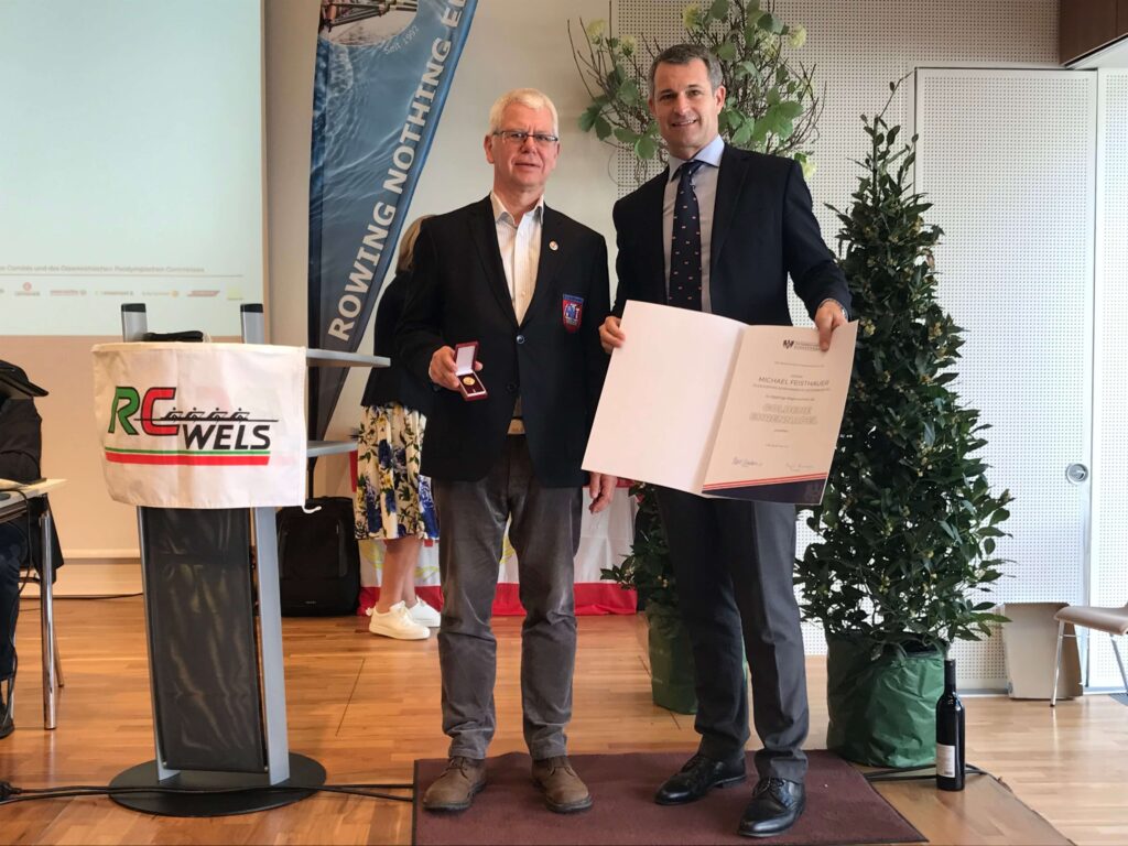 Michael Feisthauer erhielt die Goldene Ehrennadel für 50 Jahre Mitgliedschaft im RV Normanen